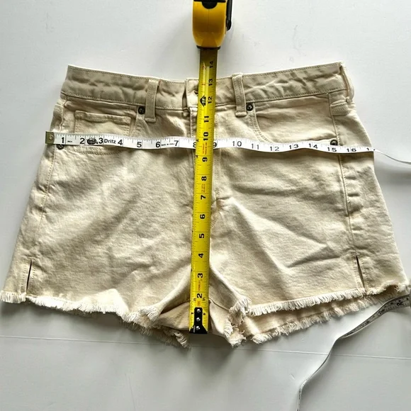 🍒American Eagle Women’s Stretch Jean Shorts. Cream. Size: 8 - Picture 7 of 9